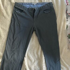 Peter Millar khaki material pants in gray size 36